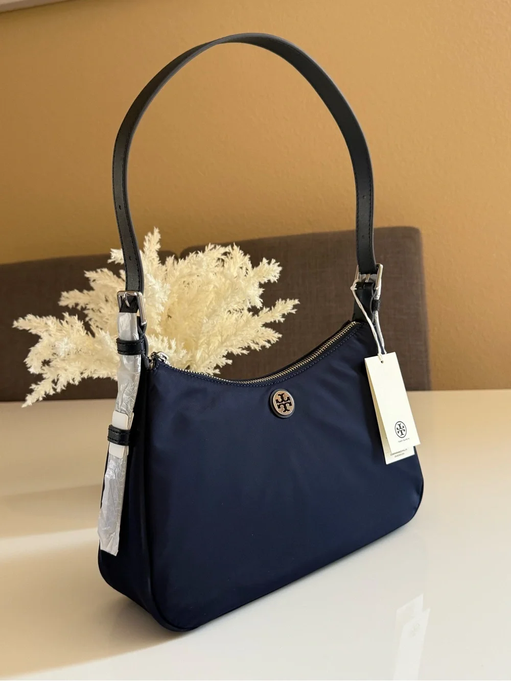 NWT TORY BURCH NYLON SMALL ZIP TOP SHOULDER BAG NAVY BLUE